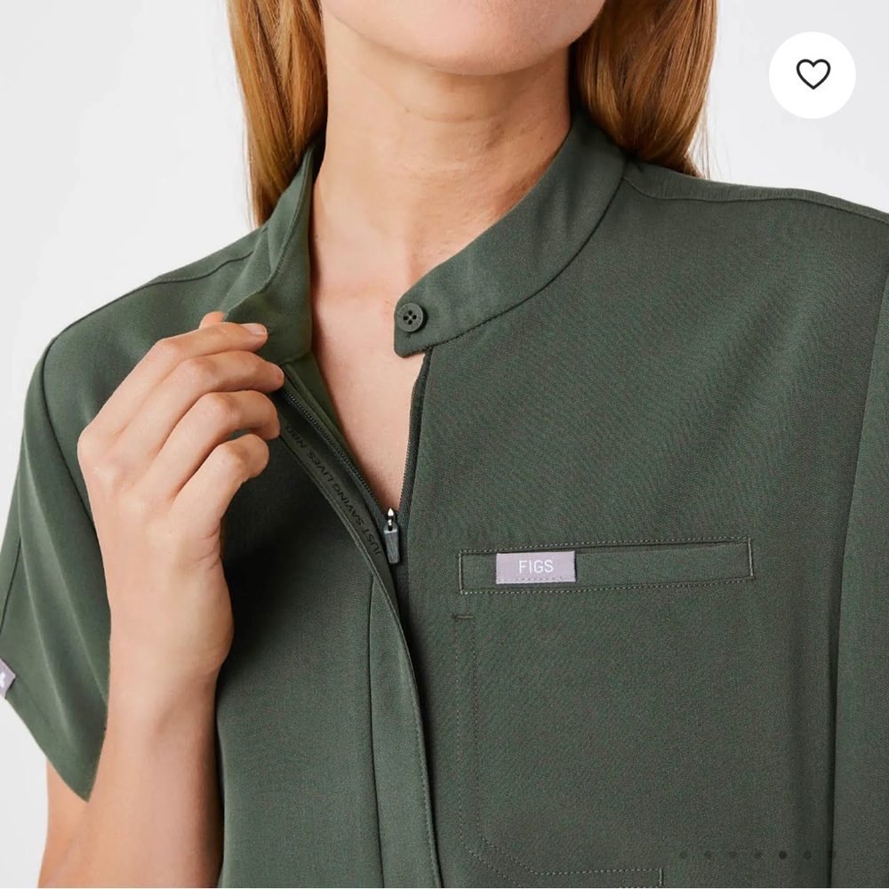 FIGS Montez Scrub Top - Picture 3 of 4